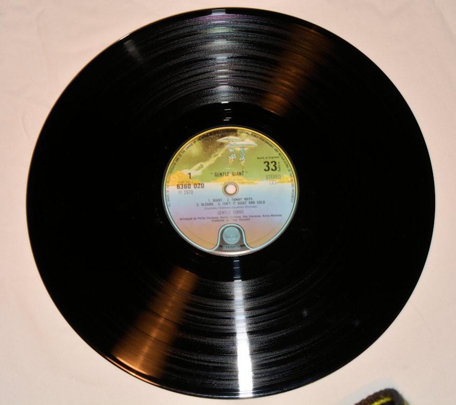 Gentle Giant - Gentle Giant