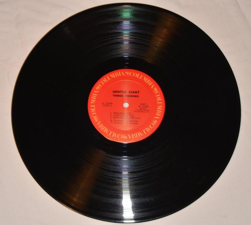 Gentle Giant - Three Friends