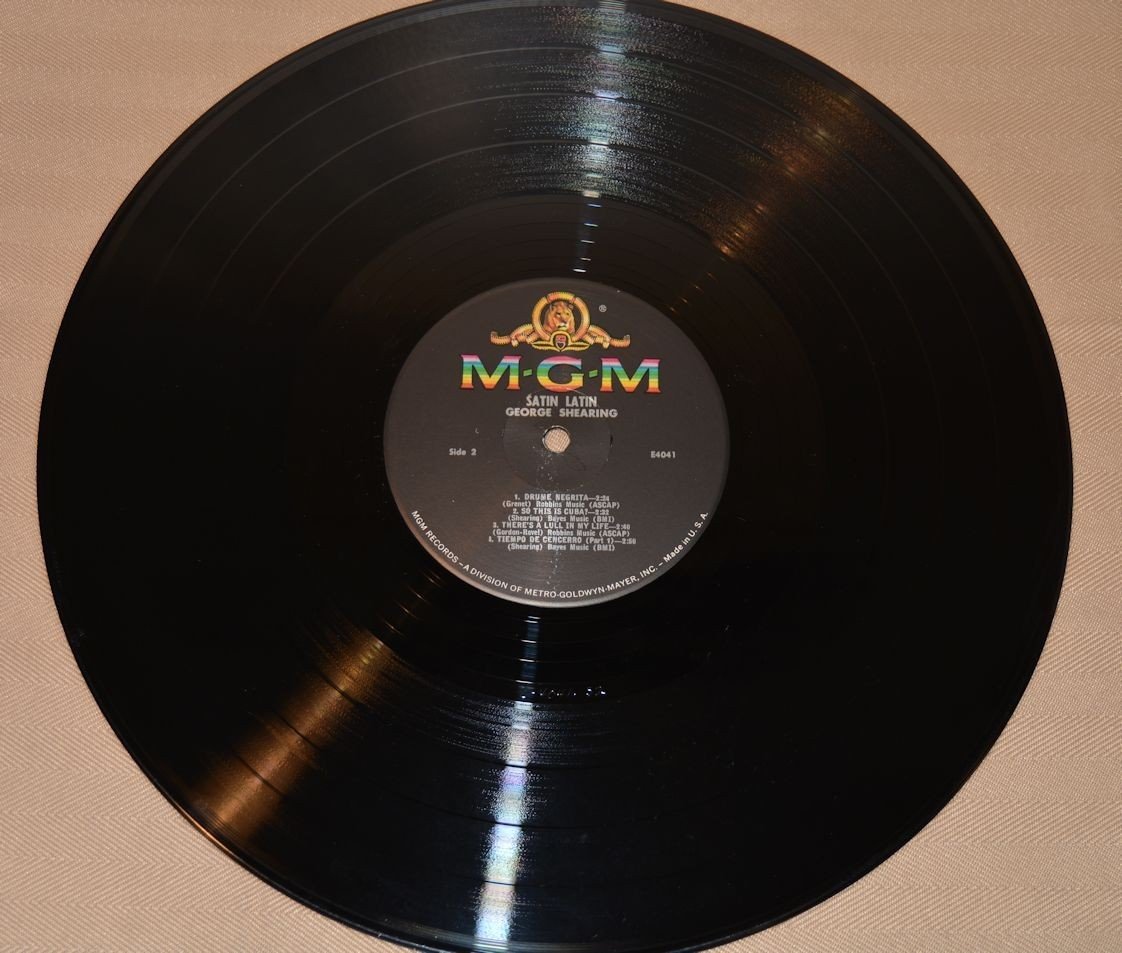 Shearing, George - Satin Latin