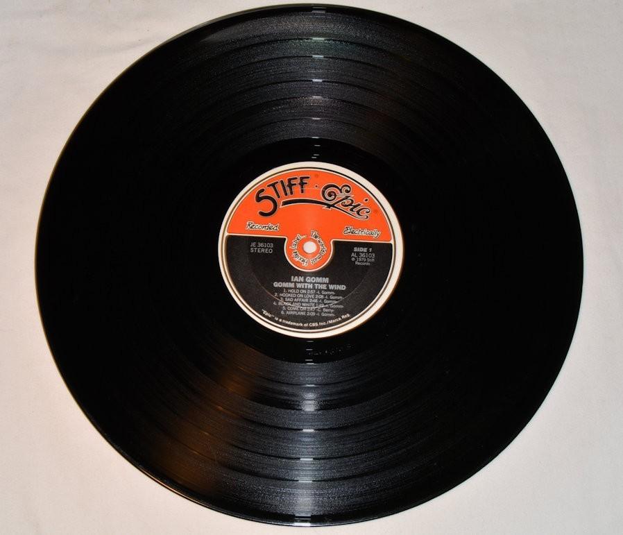 Gomm, Ian - Gomm With The Wind