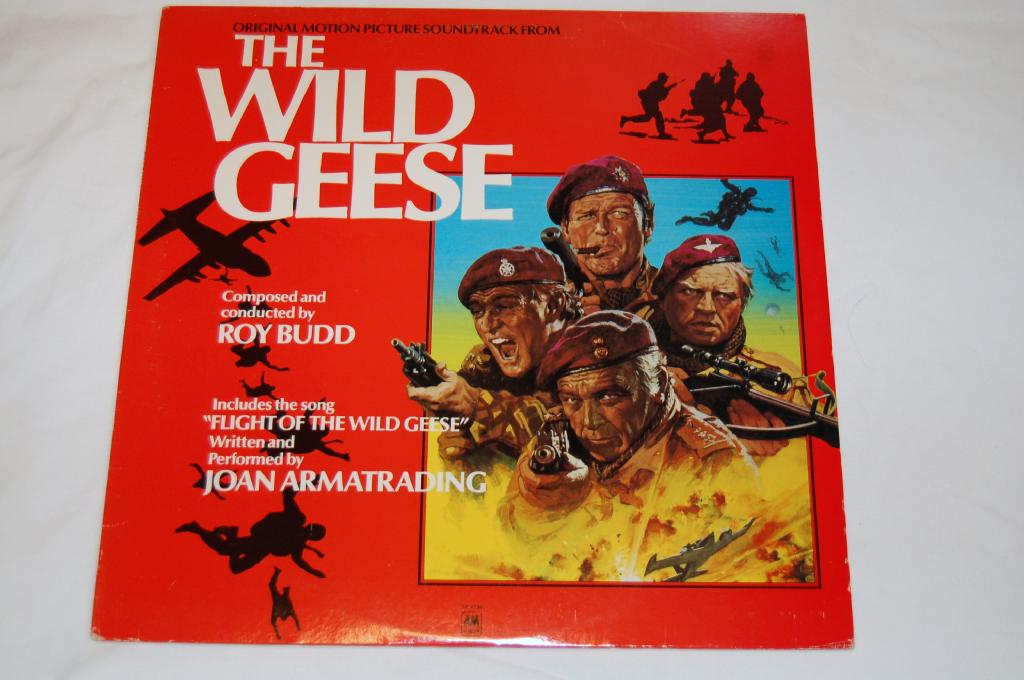 The Wild Geese - Roger Moore, Richard Burton