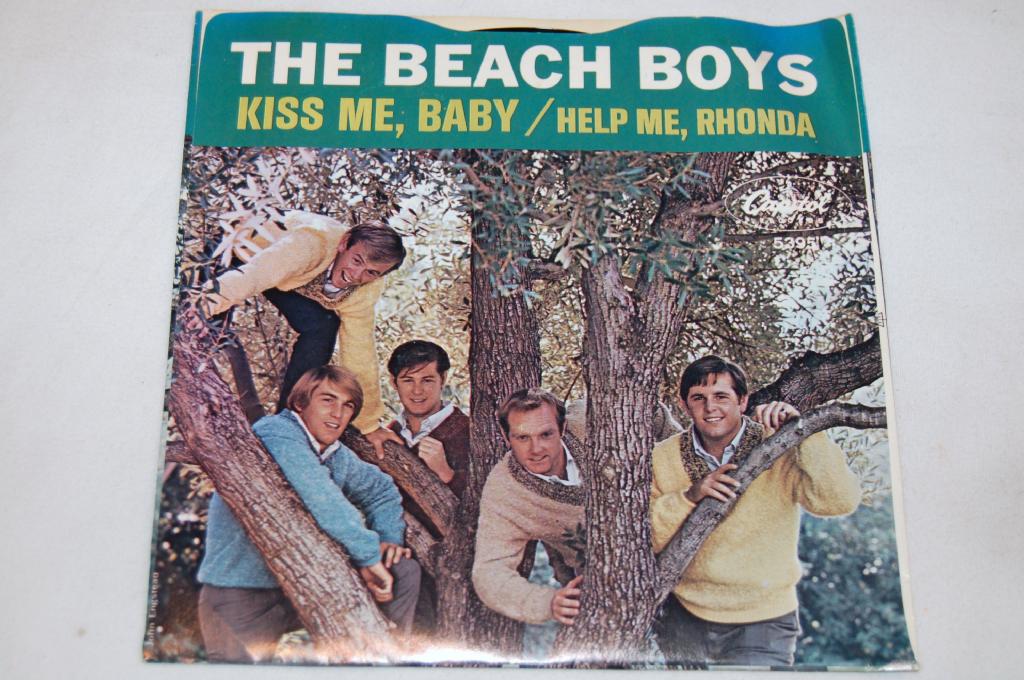 Beach Boys, The - Help Me Rhonda/Kiss Me Baby