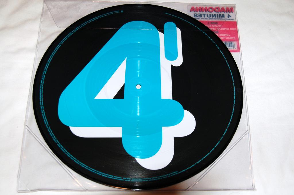 Madonna - 4 Minutes