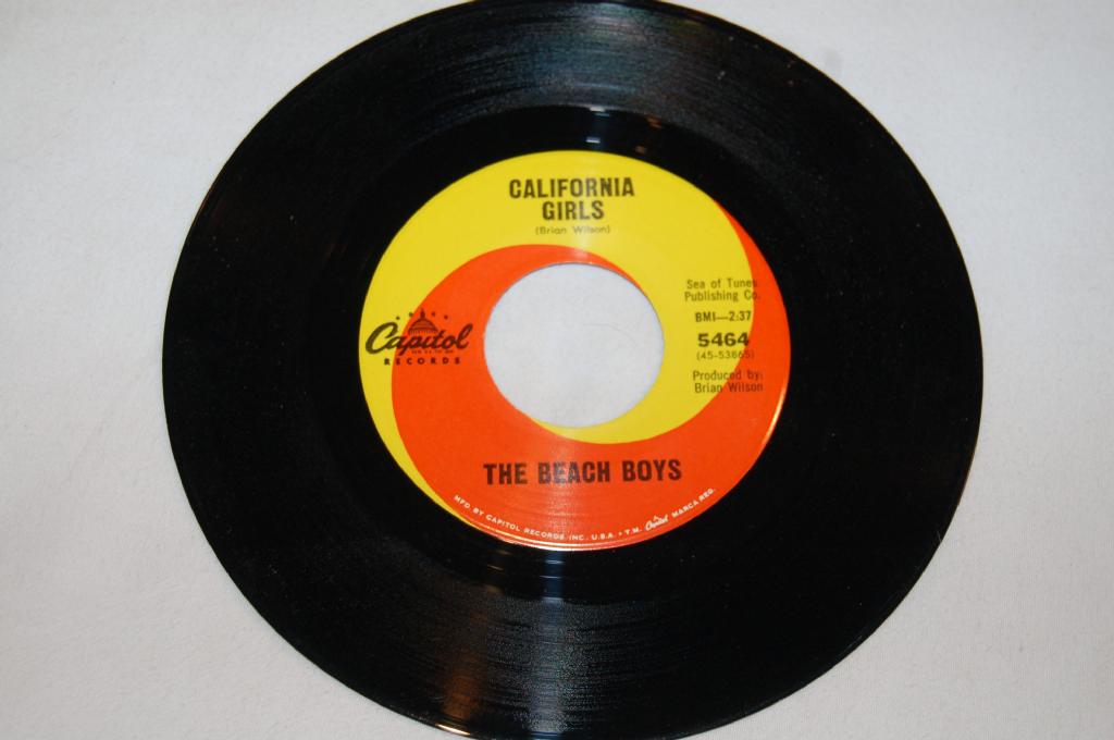 Beach Boys, The - California Girls/Let Him Run Wild