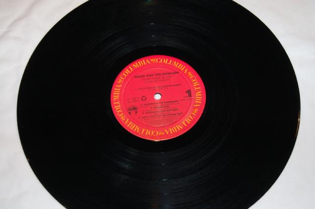 Omar & The Howlers - Hard Times In The Land Of Plenty