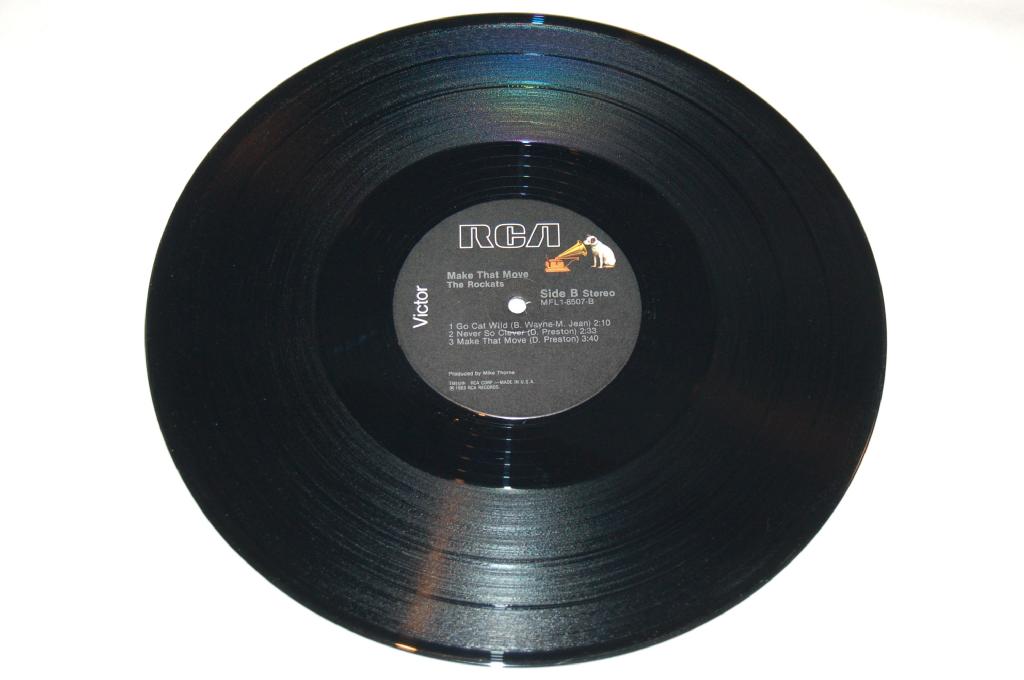 Rockats, The - Make That Move