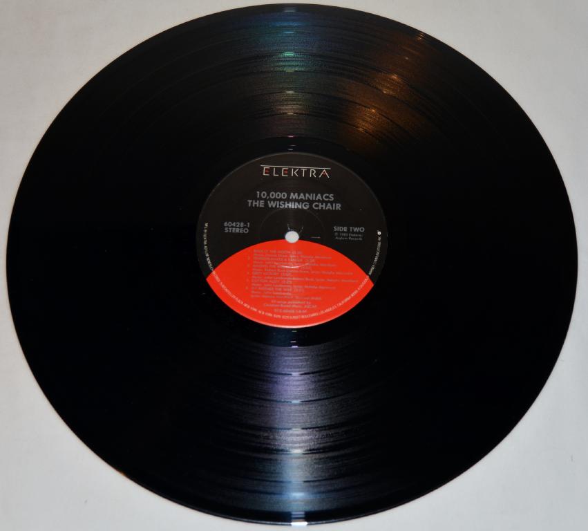 10,000 Maniacs - The Wishing Chair