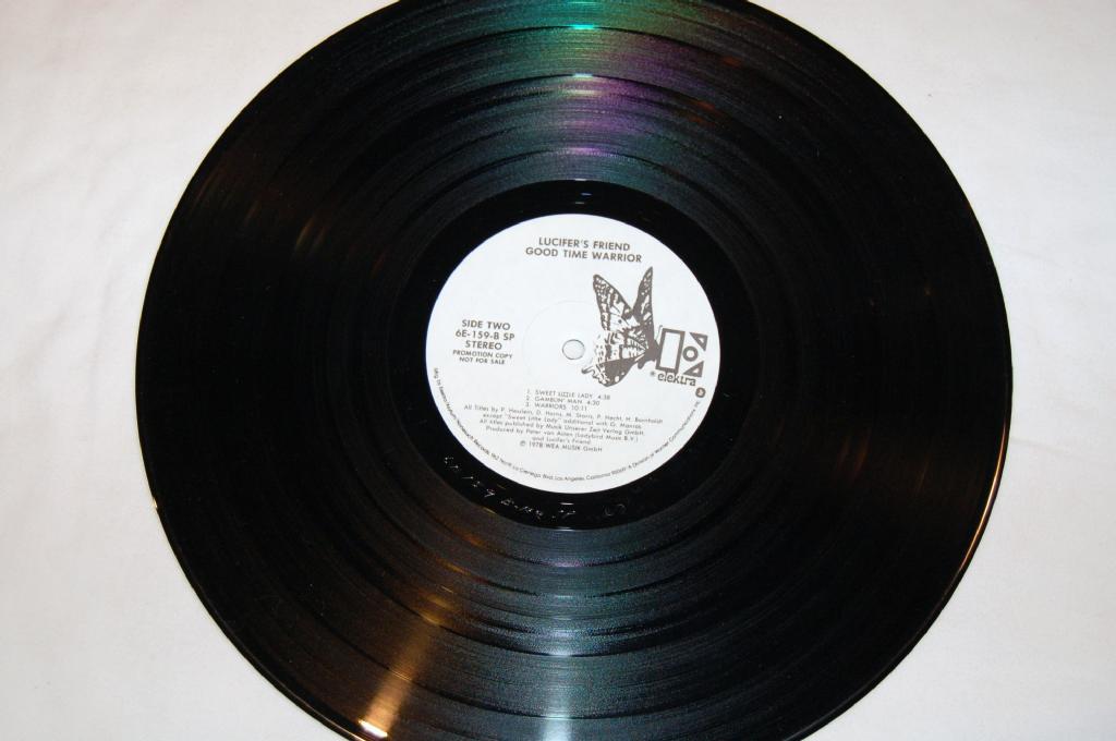 Lucifer's Friend - Good Time Warrior