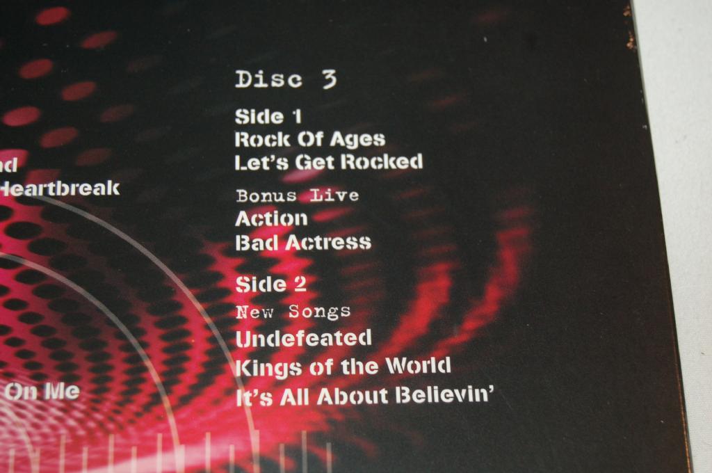 Def Leppard - Mirror Ball