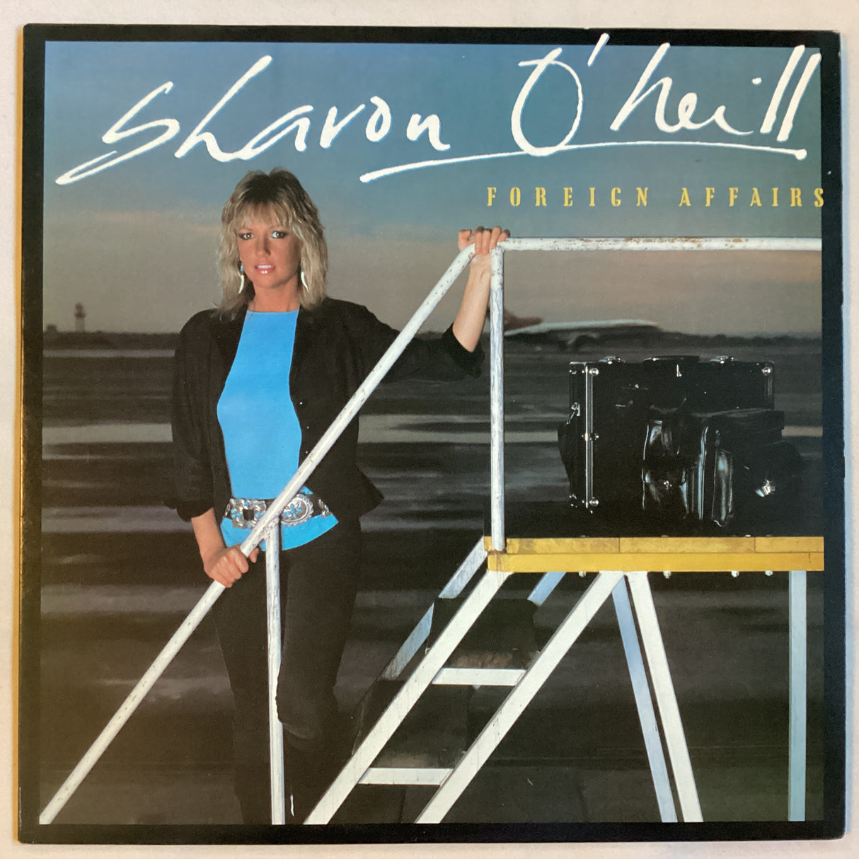 O'Neill, Sharon - Foreign Affairs
