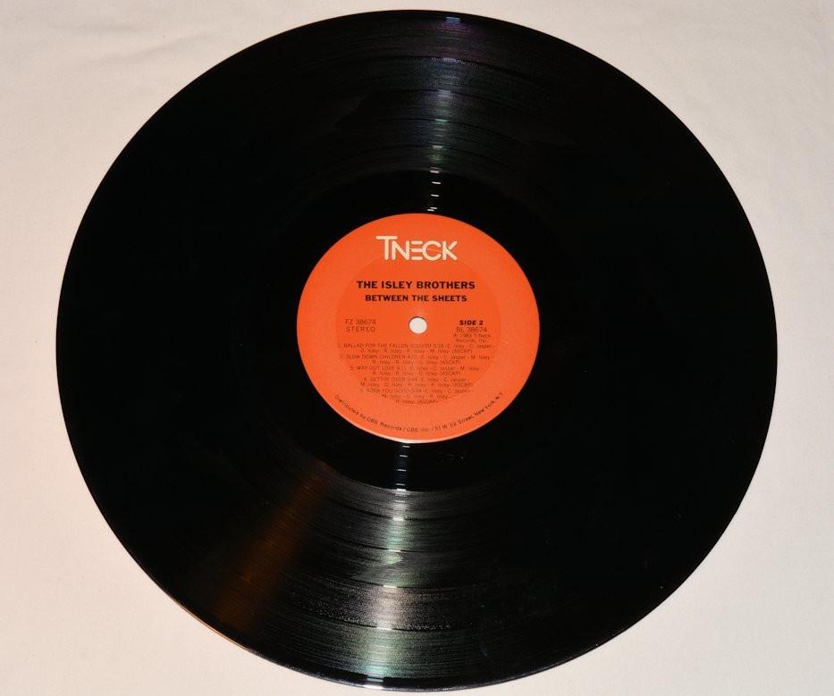 Isley Brothers - Between The Sheets