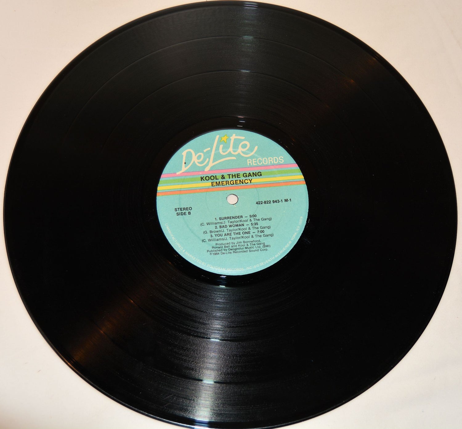 Kool & The Gang - Emergency