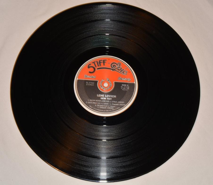 Lovich, Lene - New Toy