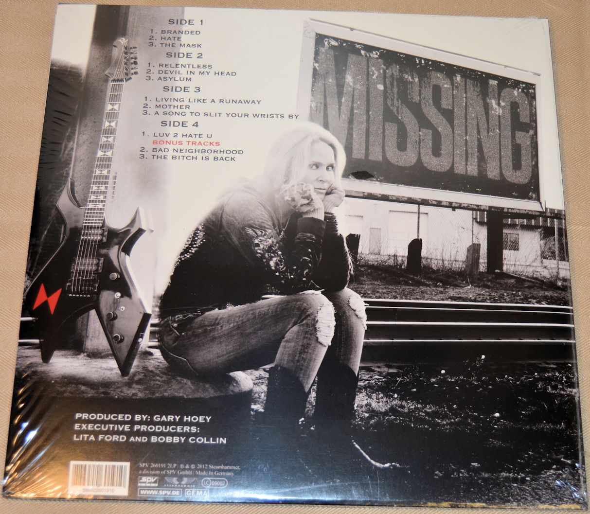 Ford, Lita - Living Like A Runaway