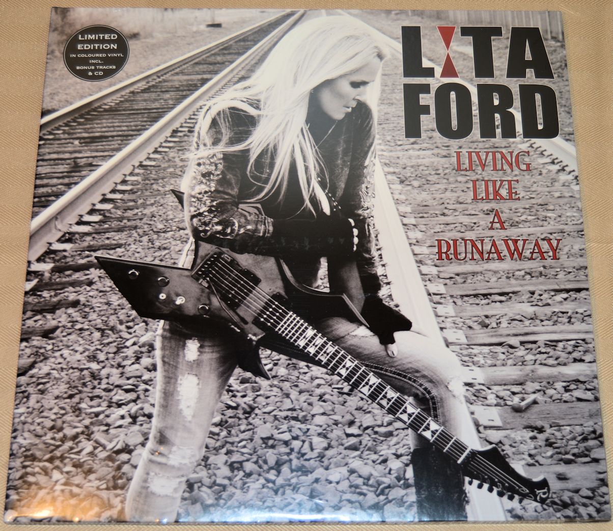 Ford, Lita - Living Like A Runaway
