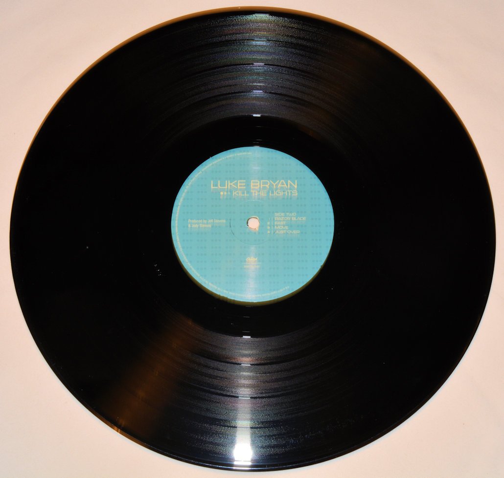 Bryan, Luke - Kill The Lights