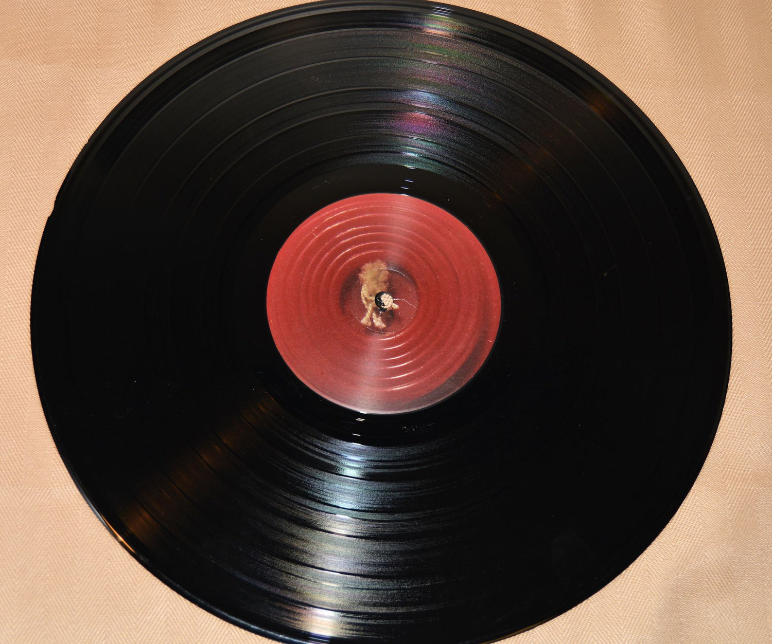 M.T. Bearington - Love Buttons