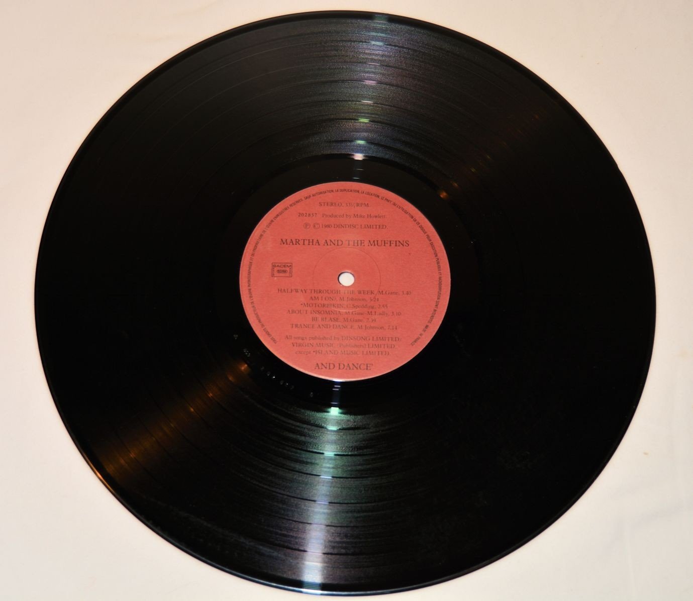 Martha And The Muffins - Trance And Dance