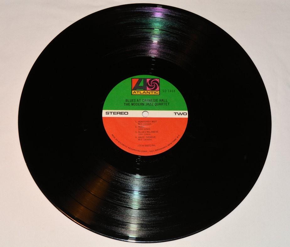 Modern Jazz Quartet - Blues At Carnegie Hall