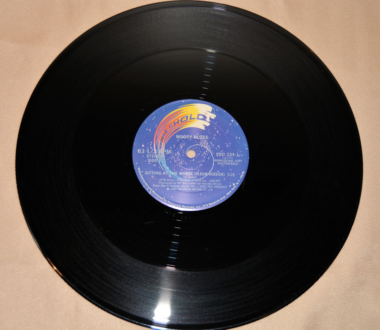 Moody Blues, The - Sitting At The Wheel