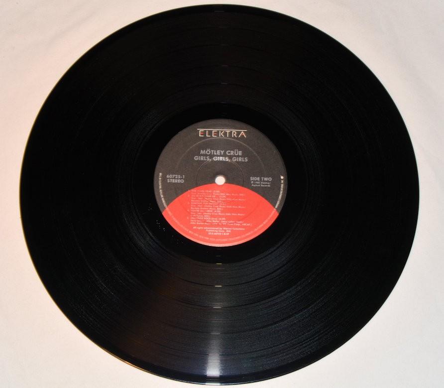 Motley Crue - Girls, Girls, Girls