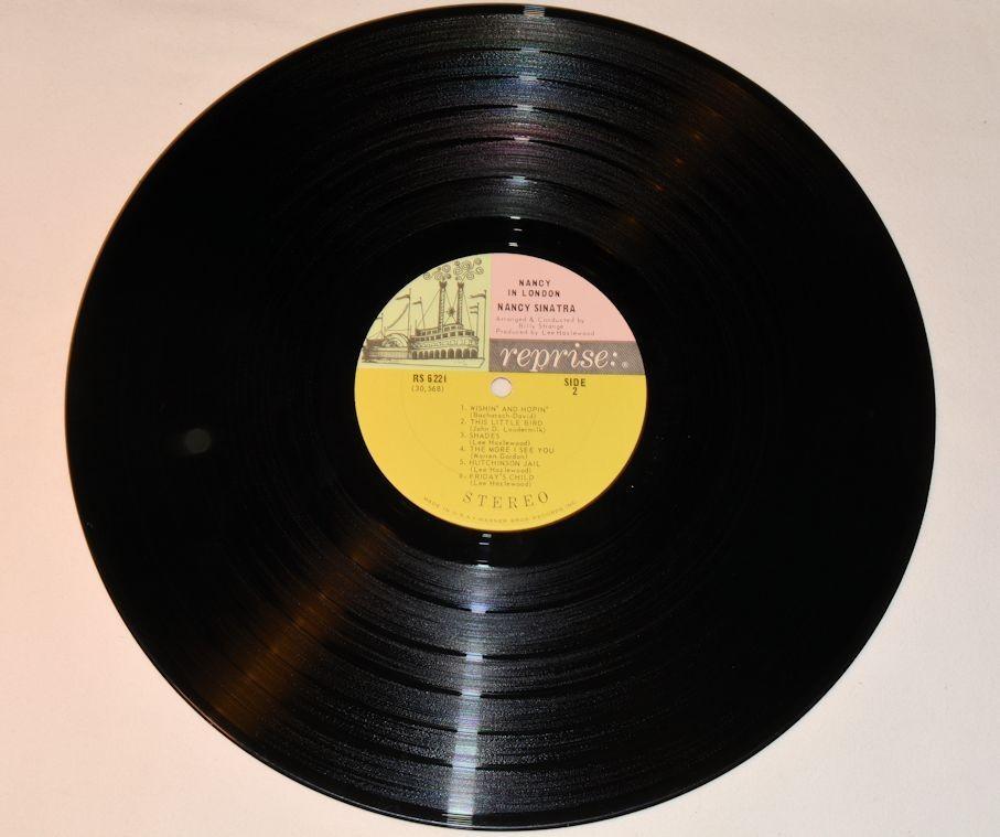 Sinatra, Nancy - In London