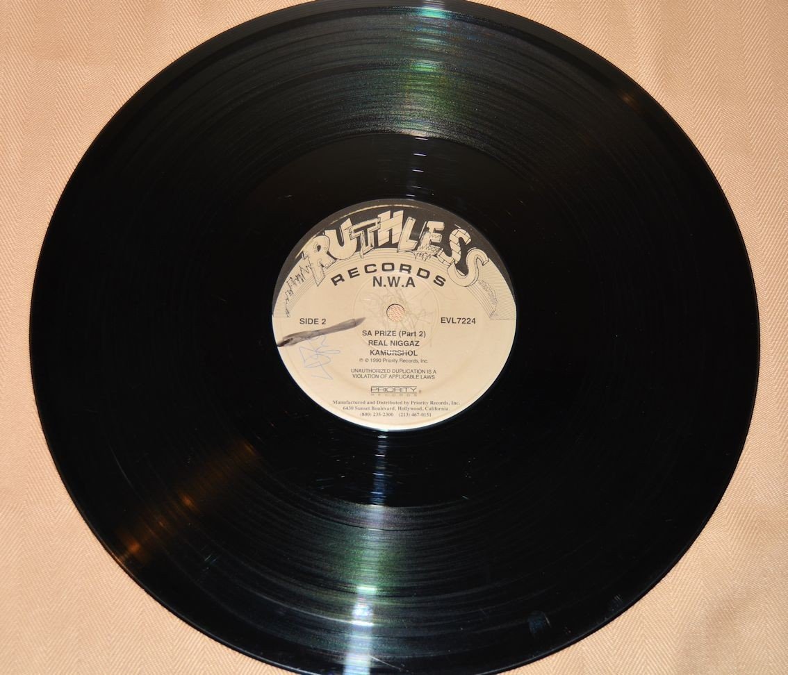 N.W.A. - 100 Miles And Runnin'