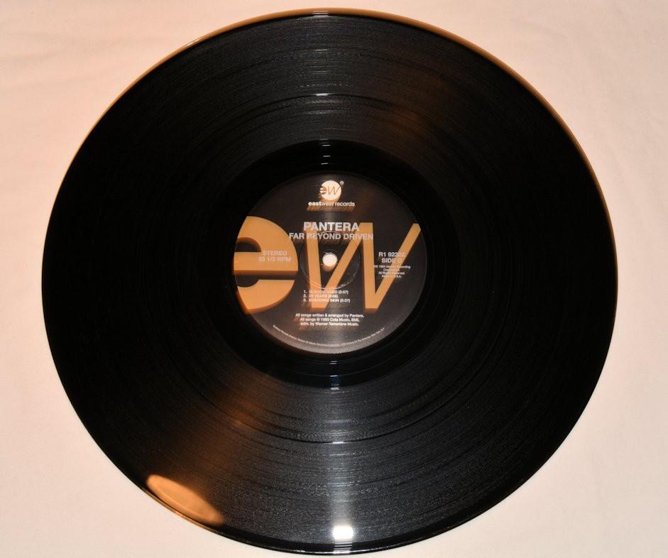 Pantera - Far Beyond Driven