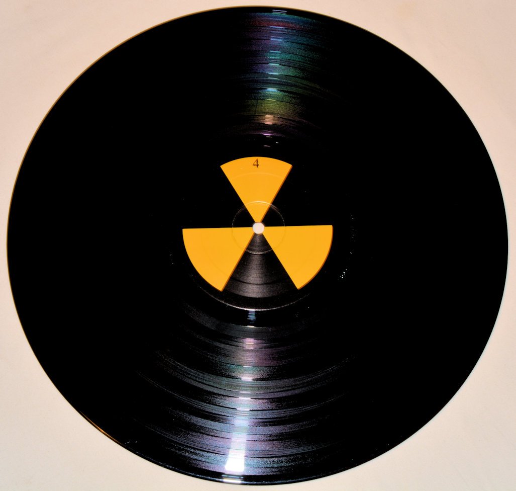 Various - International P.E.A.C.E. Benefit Compilation