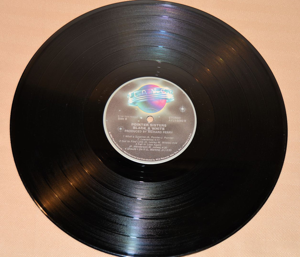 Pointer Sisters - Black & White