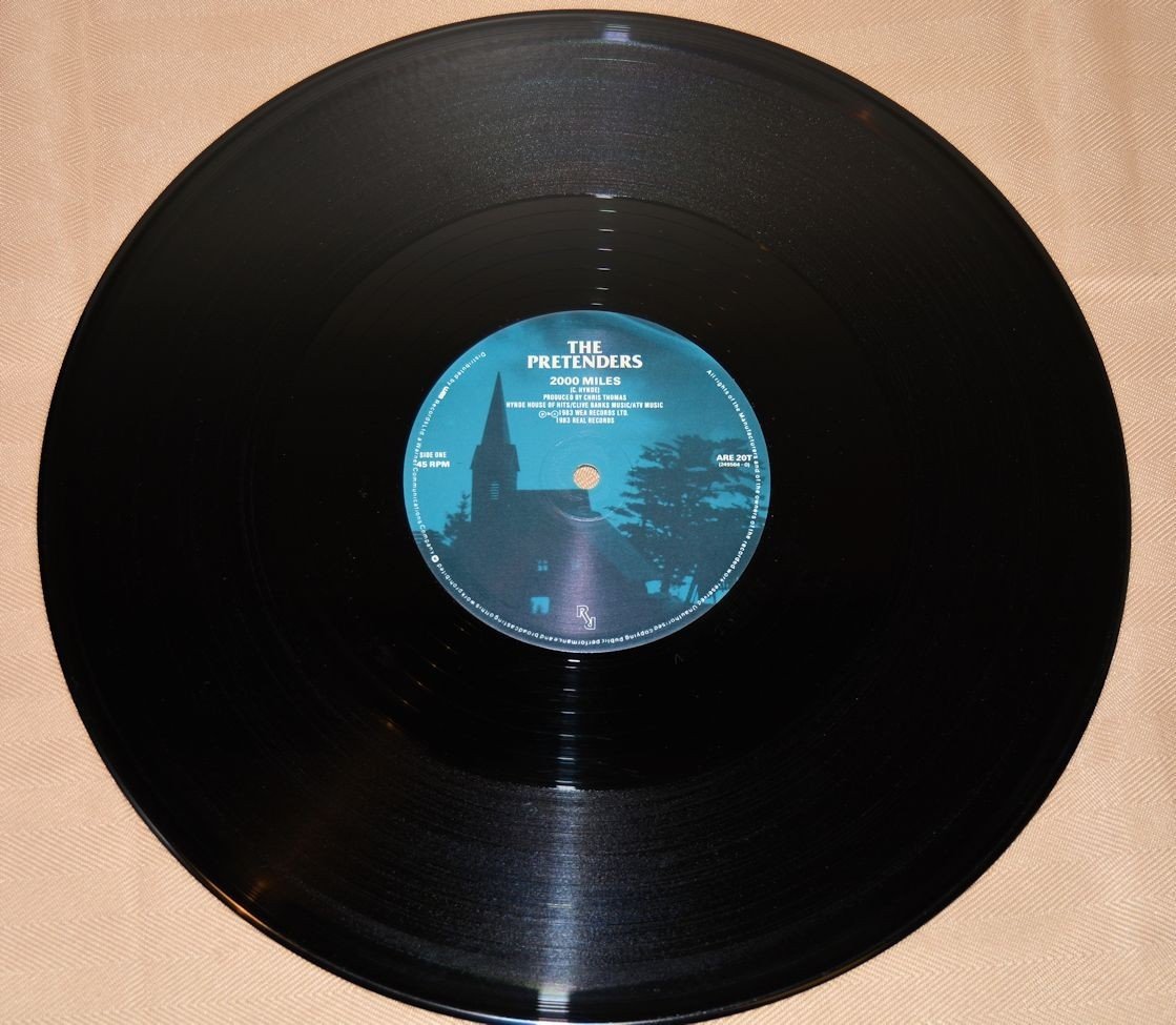 Pretenders - 2000 Miles