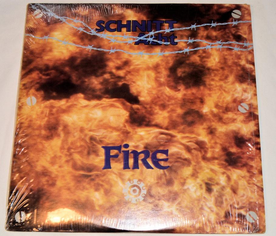 Schnitt Acht - Fire