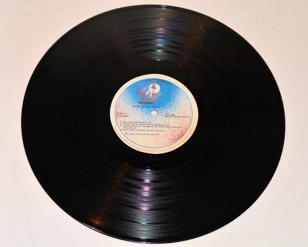 Servant - World Of Sand