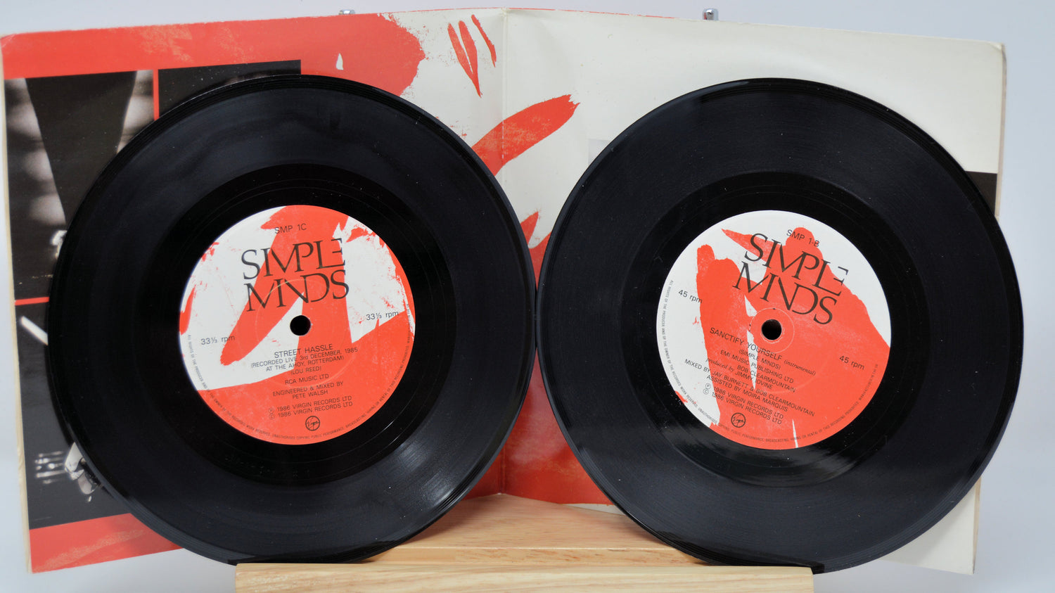Simple Minds – Sanctify Yourself