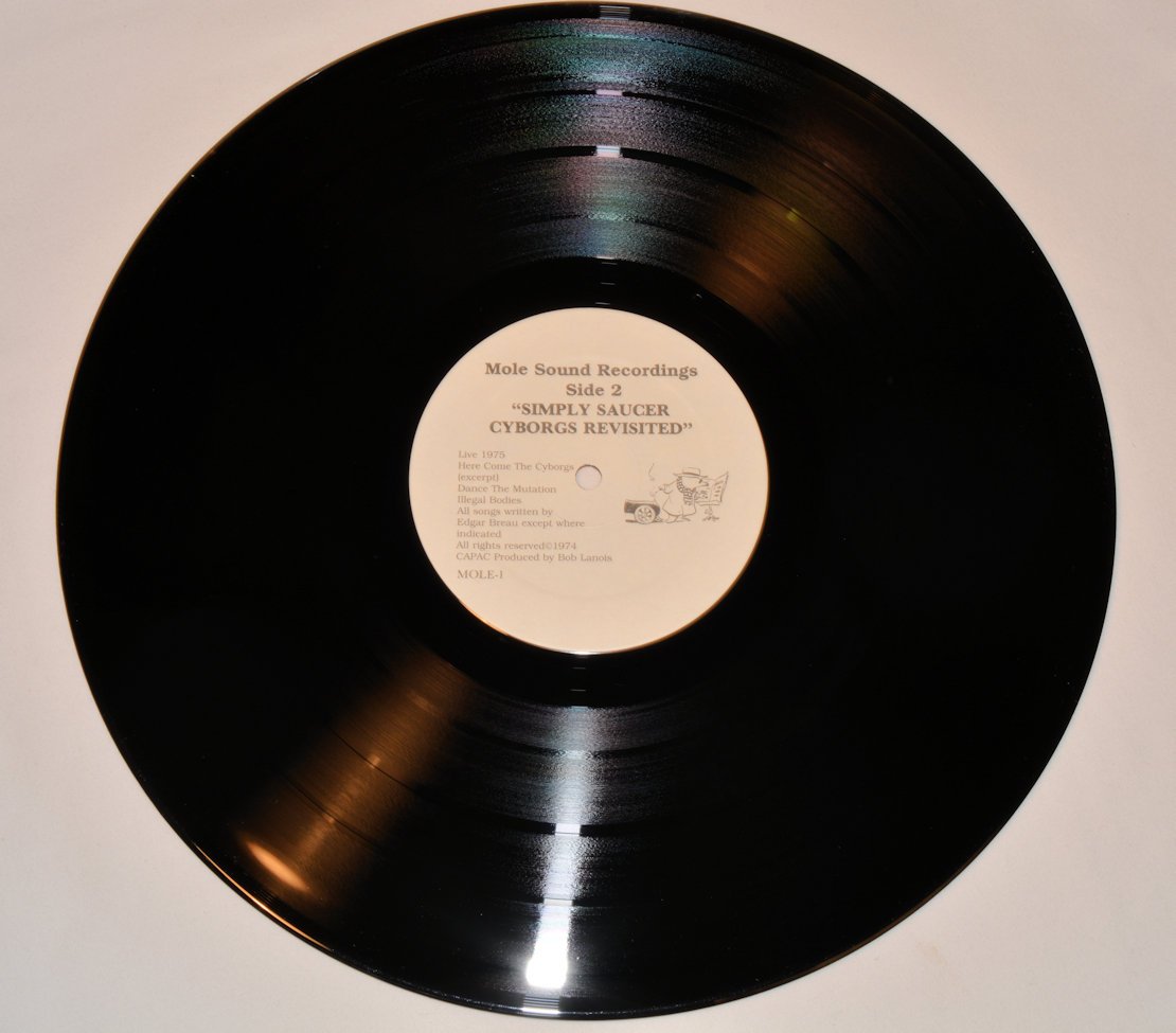 Simply Saucer - Cyborgs Revisited