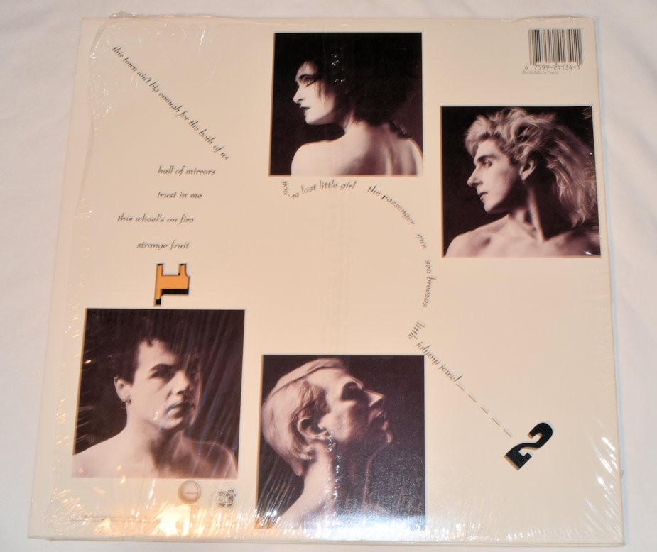 Siouxsie & The Banshees - Through The Looking Glass