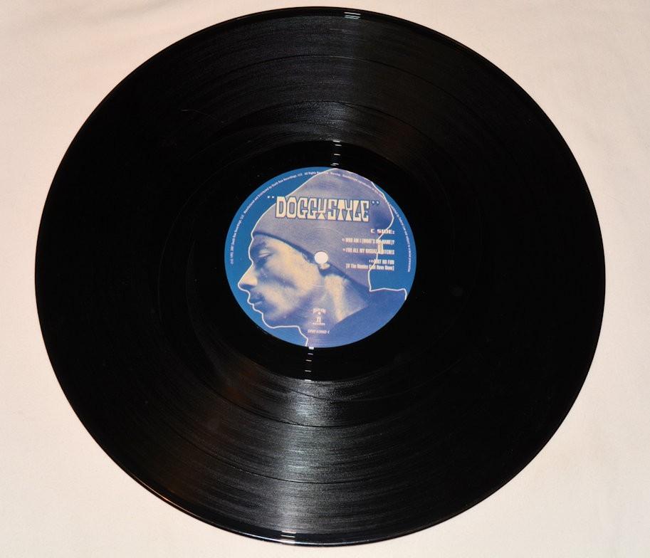 Snoop Dogg - Doggystle