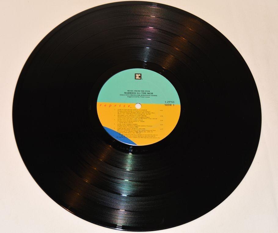 Soundtrack - Married To The Mob