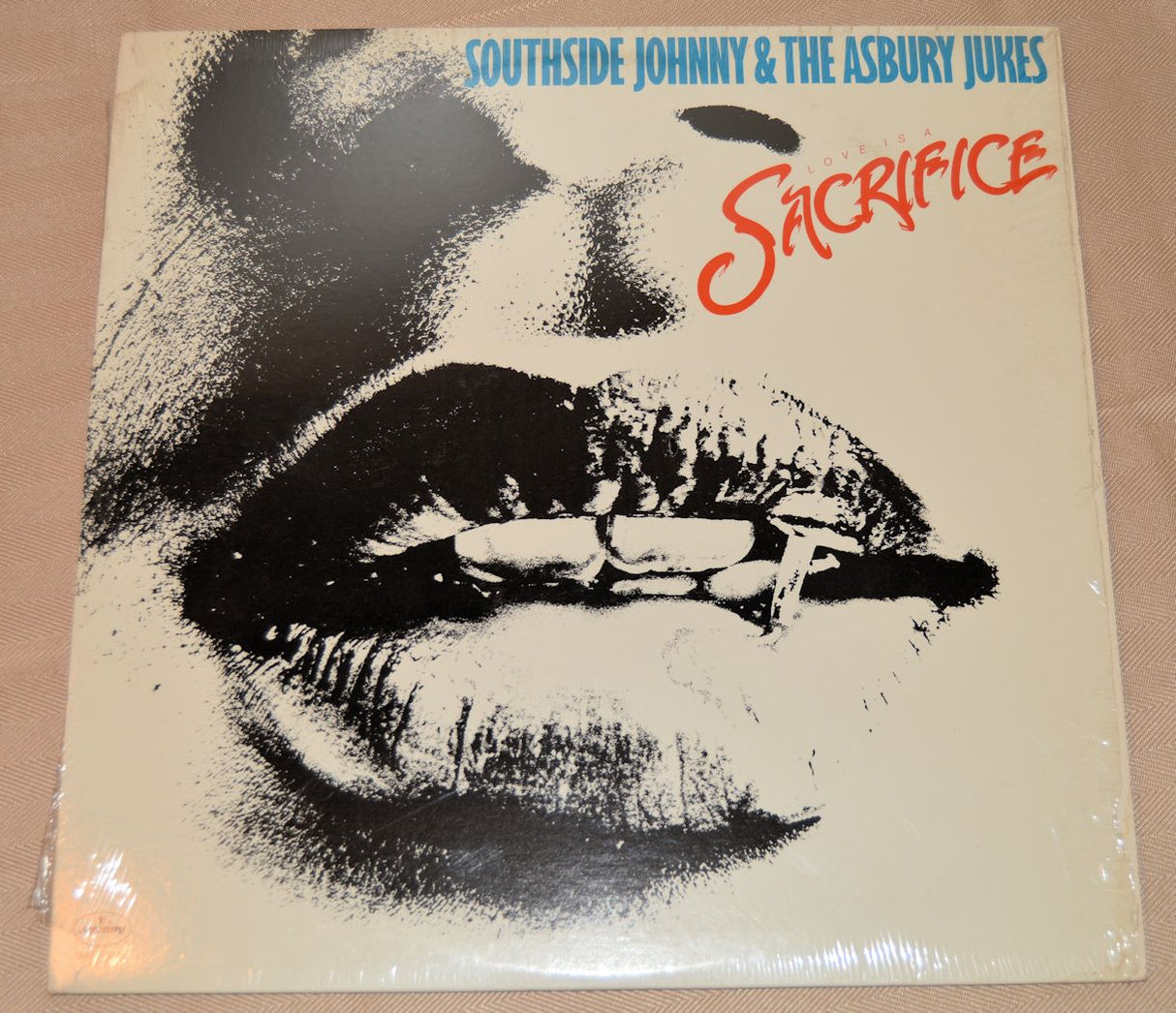 Southside Johnny - Love Is A Sacrifice