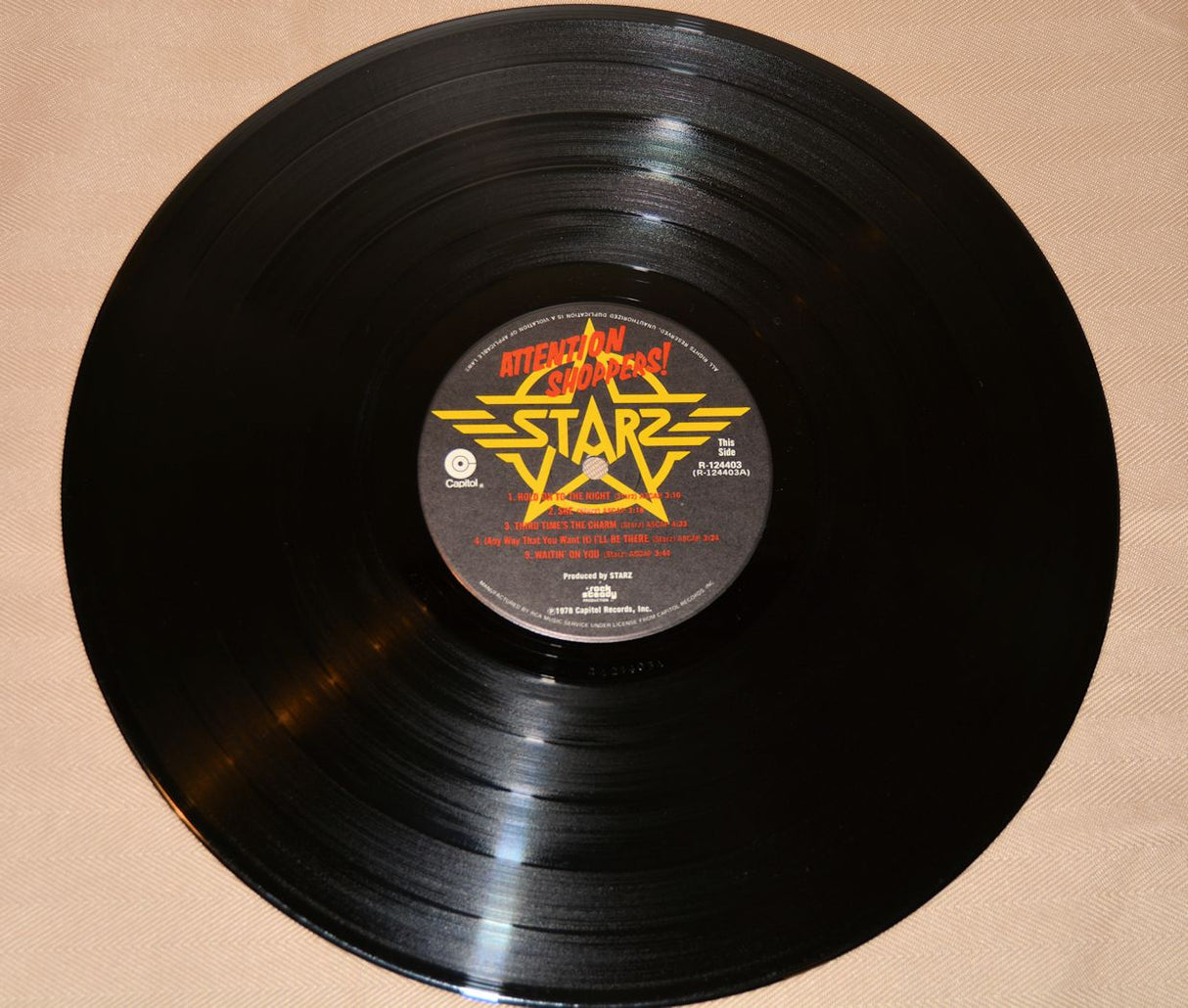 Starz - Attention Shoppers