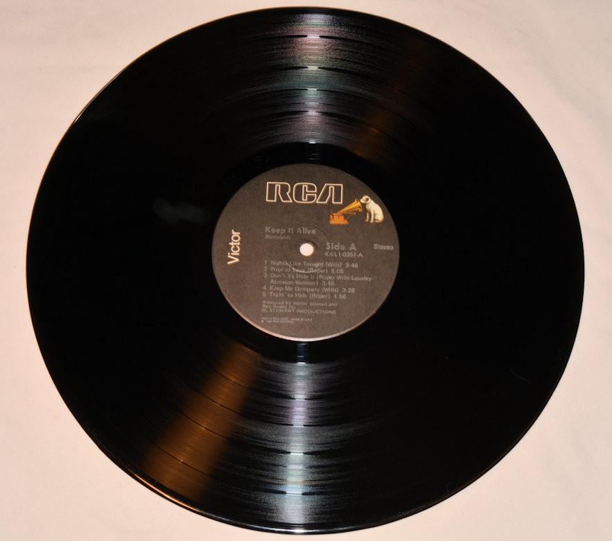 Stonebolt - Keep It Alive