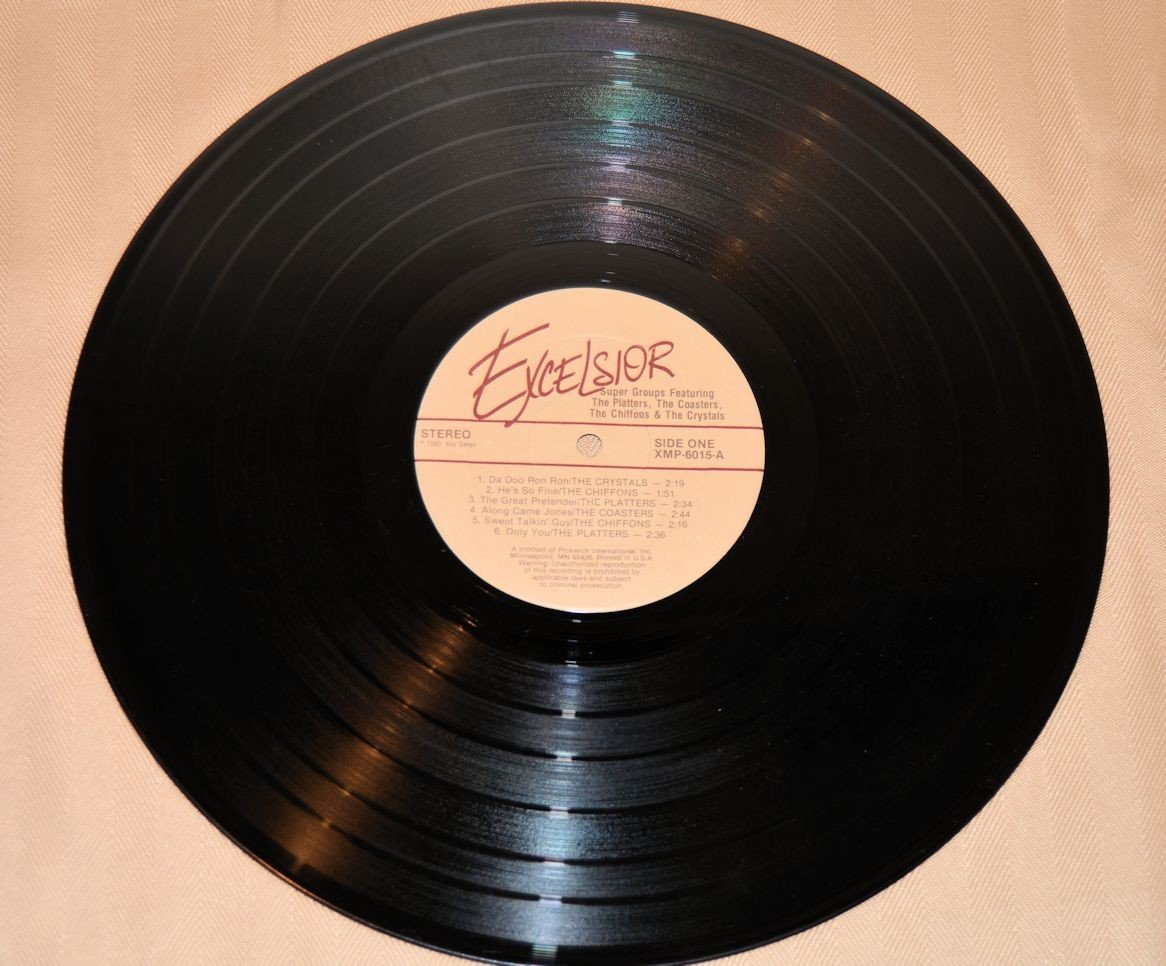 Various - Super Groups (Platters, Coasters, Chiffons, Crystals)