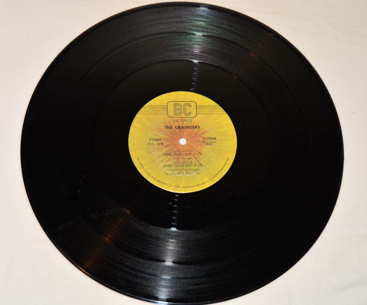 Grainger's, The - Shine Your Light