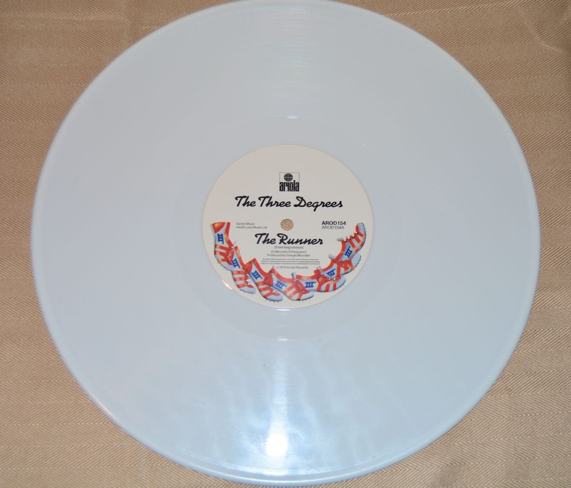 Three Degrees, The - The Runner