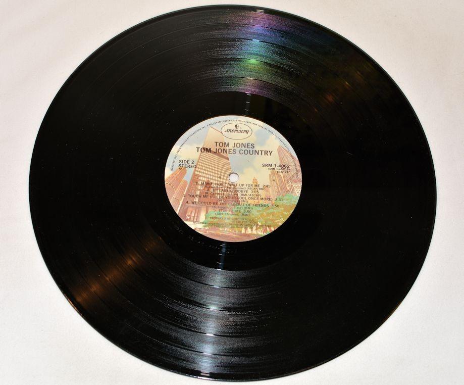 Jones, Tom - Country