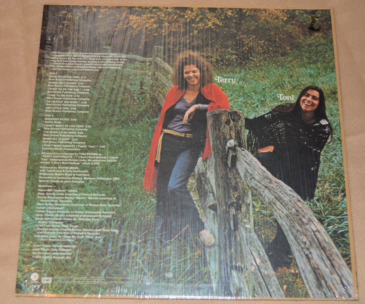 Toni & Terry - Cross-Country