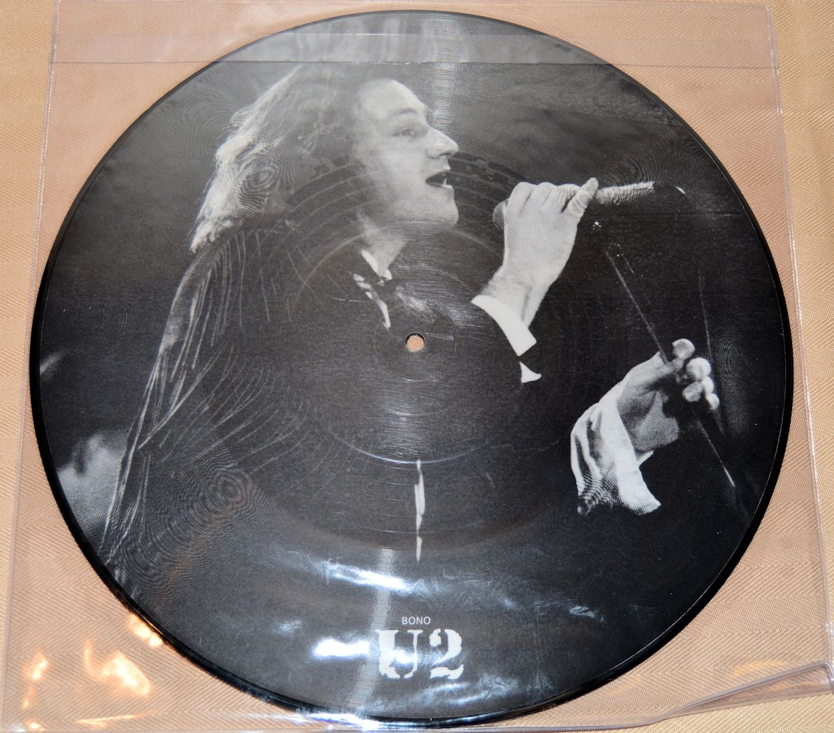 U2 - Interview Pic Disc