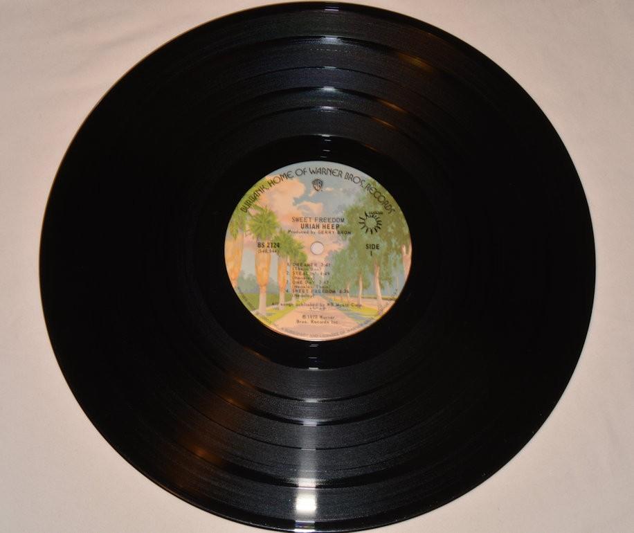 Uriah Heep - Sweet Freedom