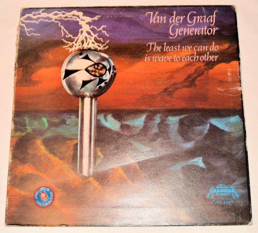 Van Der Graaf Generator - Least We Can Do Is Wave To Each Other
