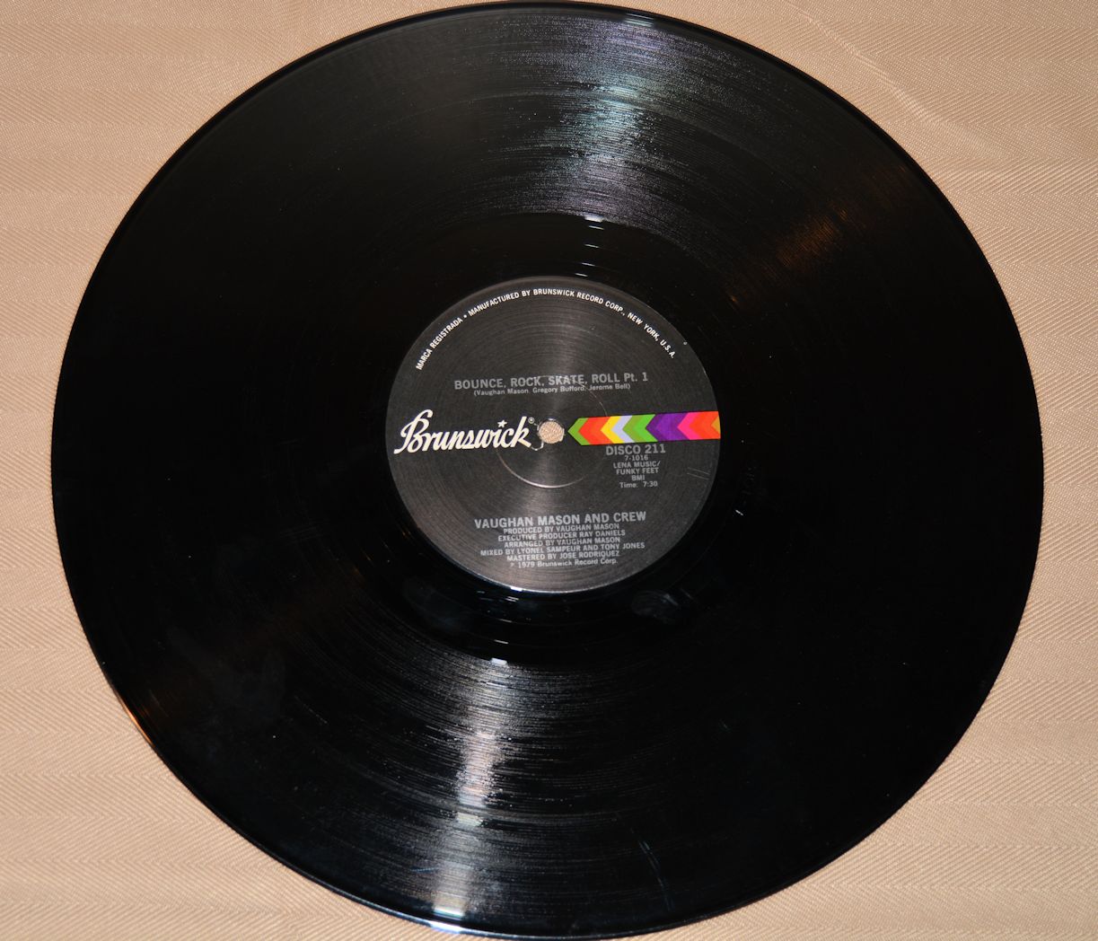 Vaughan Mason And Crew - Bounce, Rock, Skate, Roll